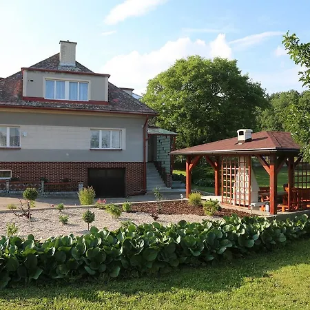 Cottage Near The Forest Kovac Exterior photo